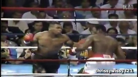 泰森最新動態(tài)，小巷深處的拳擊故事與美食秘境探索