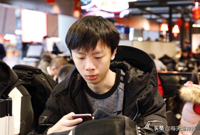 強(qiáng)哥最新版，與自然共舞，探尋內(nèi)心平和之地